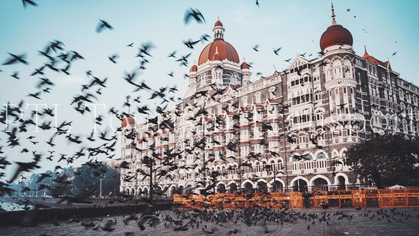 Hire Bus In Delhi-NCR And Explore These 5 Alluring Indian Destinations